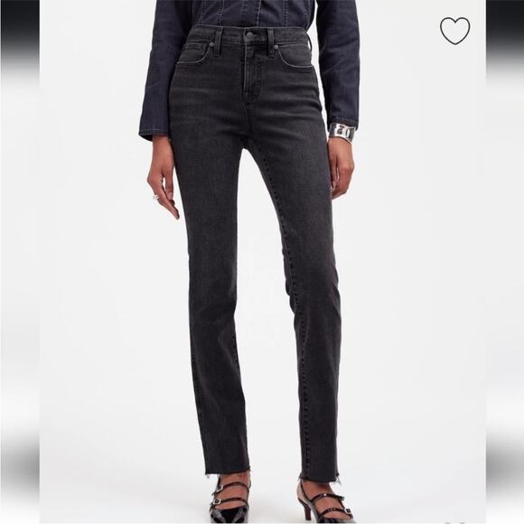 Madewell Faded Black Mid-Rise Stovepipe Raw Hem Slim Straight Leg Jeans 26 NR514 - Picture 3 of 13